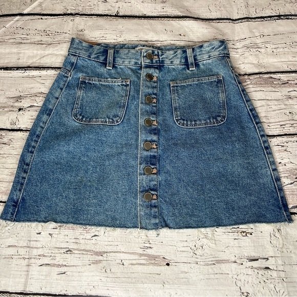 Zara Denim Mini Skirt with Raw Hem Size M - Picture 1 of 8